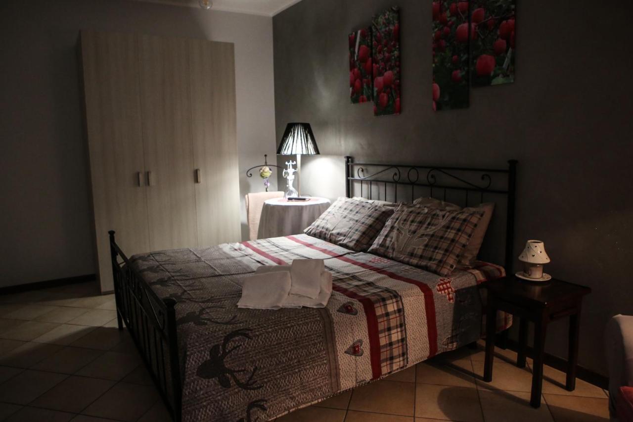 La casa di Ada Apartment Sondrio Bagian luar foto