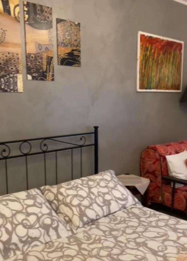 La casa di Ada Apartment Sondrio Bagian luar foto