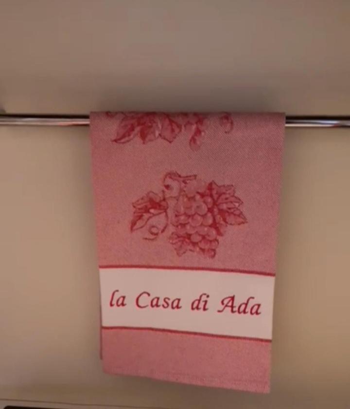 La casa di Ada Apartment Sondrio Bagian luar foto